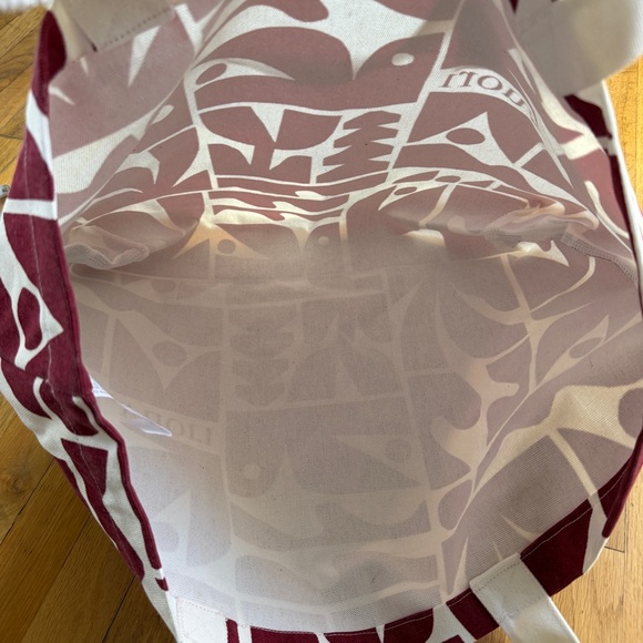 NEW Vuori red and white printed canvas tote bag - Picture 3 of 6
